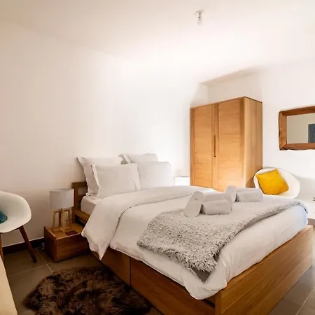 66 Poincare - Luxury For 2 People - Air Conditioning, - Parking Appartement